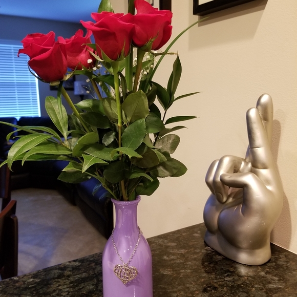 Meet your Posher, Sarah - Picture 1 of 1